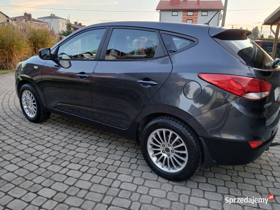 Hyundai IX35 16 Benzyna świętokrzyskie Ostrowiec Świętokrzyski