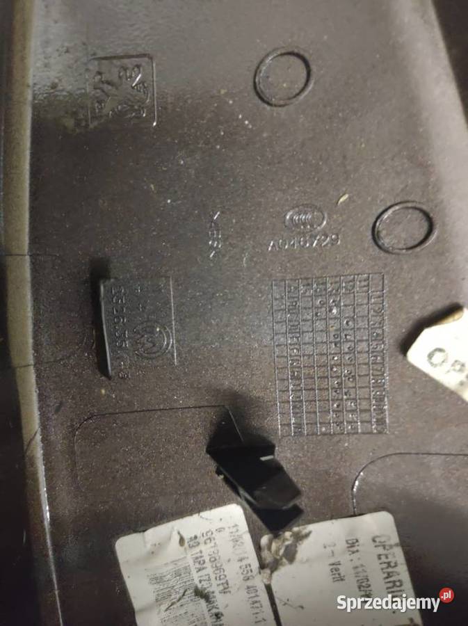 Obudowa lusterka lewa Peugeot 208 osobowe Nowy Sącz