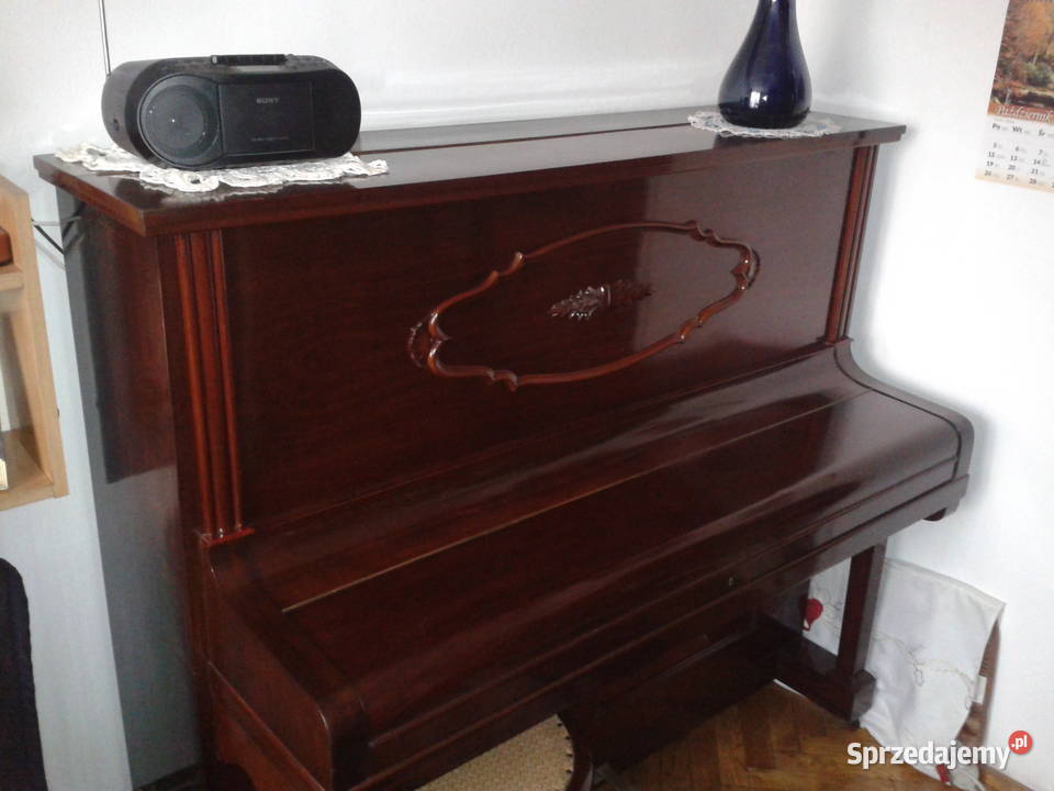 Sprzedam zabytkowe pianino