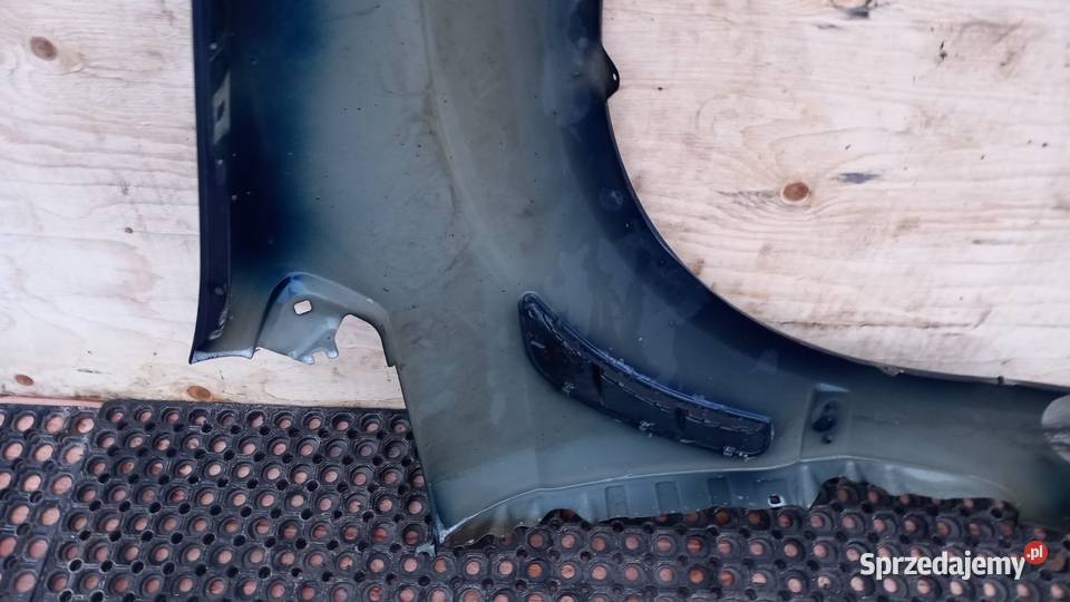 FORD S MK1 BŁOTNIK PRZÓD LEWY E6 Zbierkowo