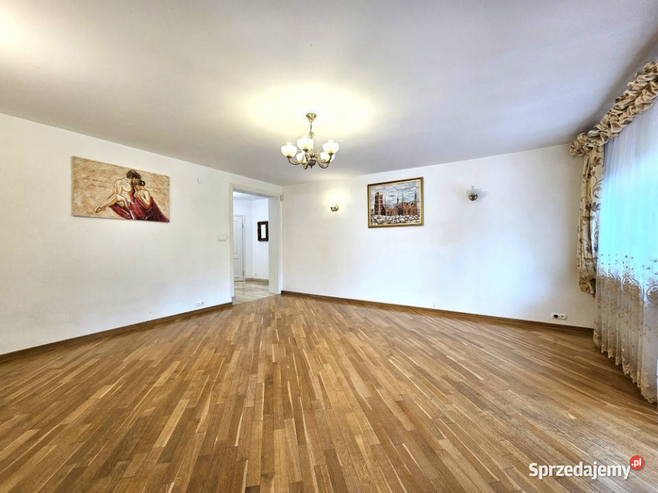 Elegancki dom wolnostojący 250 m2 Wysoki Nadarzyn sprzedam