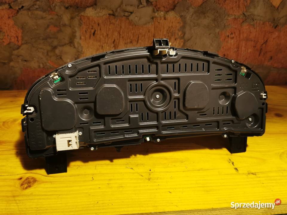 Licznik Opel Vectra C 30 v6 CDTi 13165960MG osobowe Liczniki i zegary Tarnów sprzedam