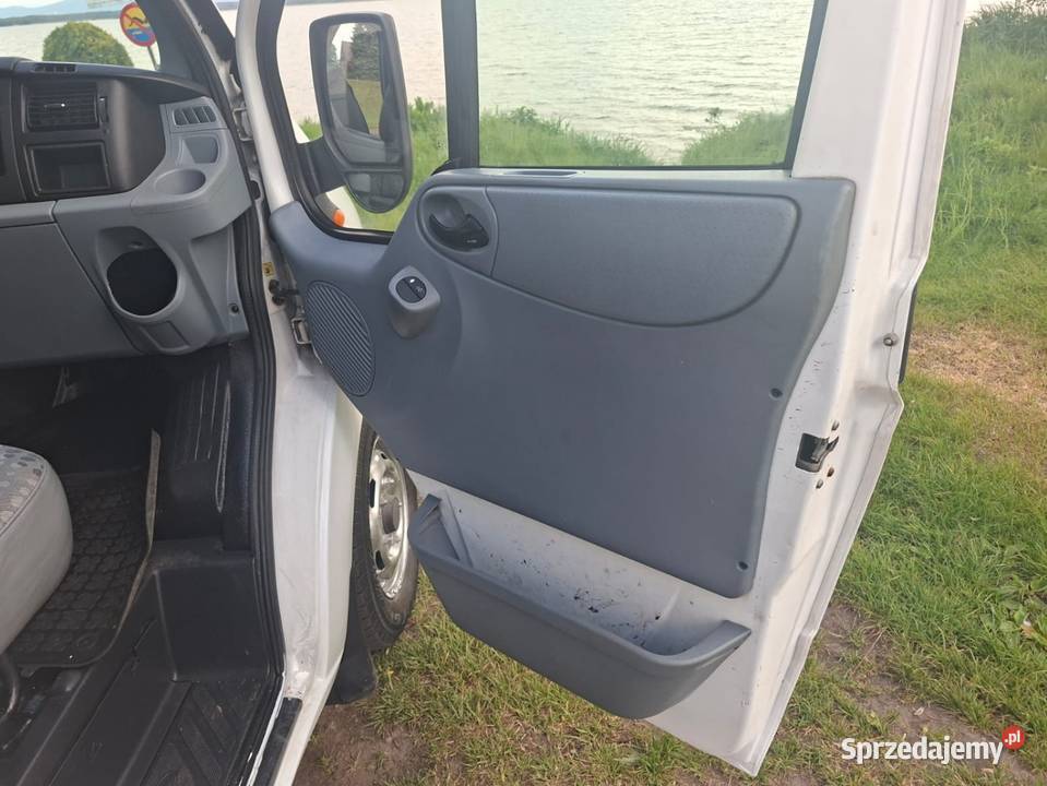 Ford tranzit 22 100