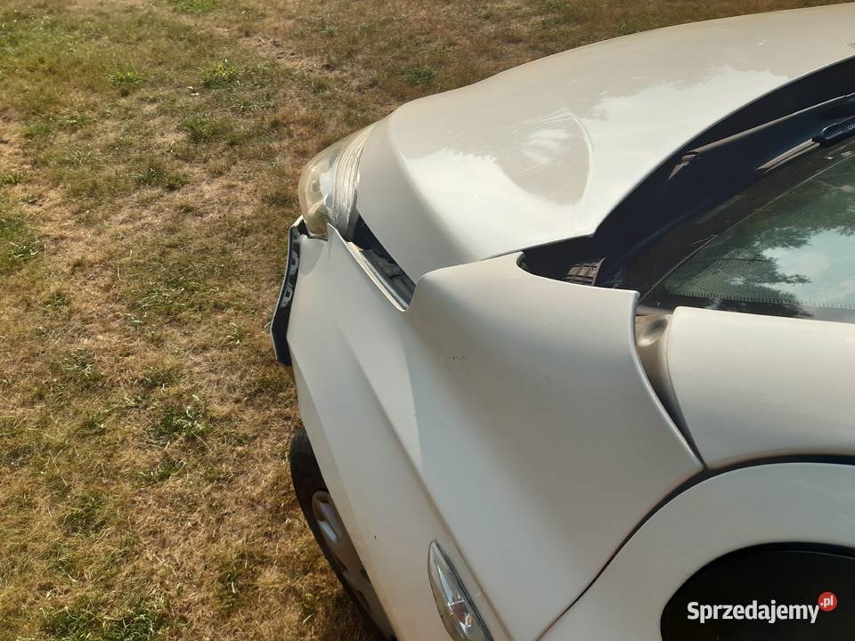 HYUNDAI i20 Uszkodzony przód VAT1 sprzedam