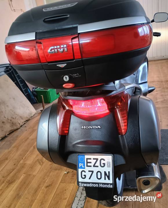 Honda NTV 700 idealny turystyk 75700km Zgierz