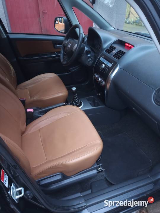 Skóraklimagrzane fotele4X4 itd Sedici Brodnica
