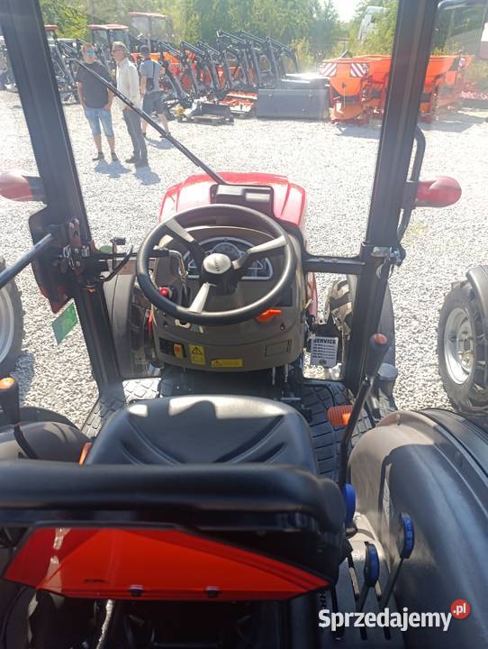 Lovol M404 wersja Komunalna Zimowa TUZ Pług do Kabina