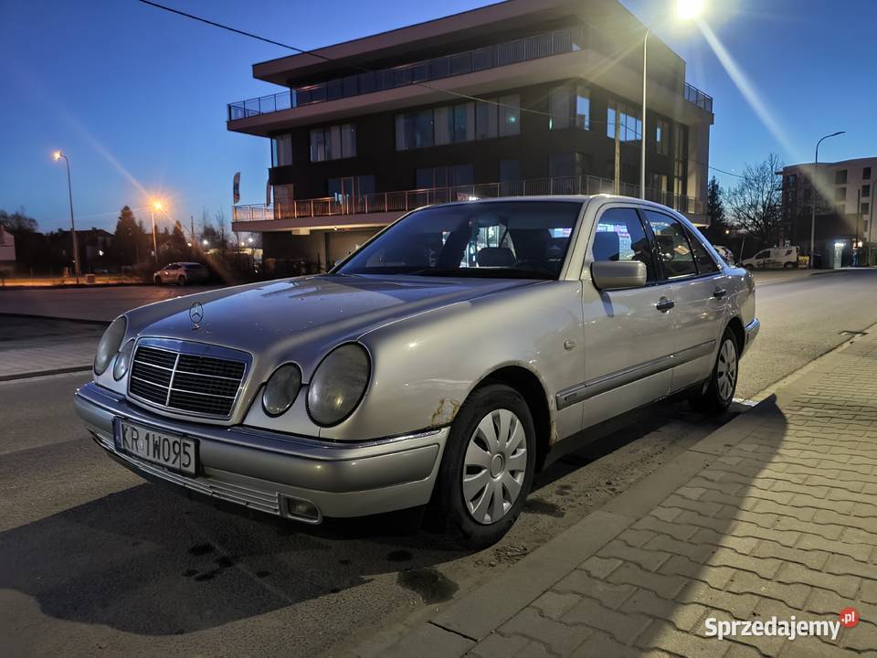MercedesBenz W210 E220D Elegance 1997 elektrochrom. lusterka boczne Kraków