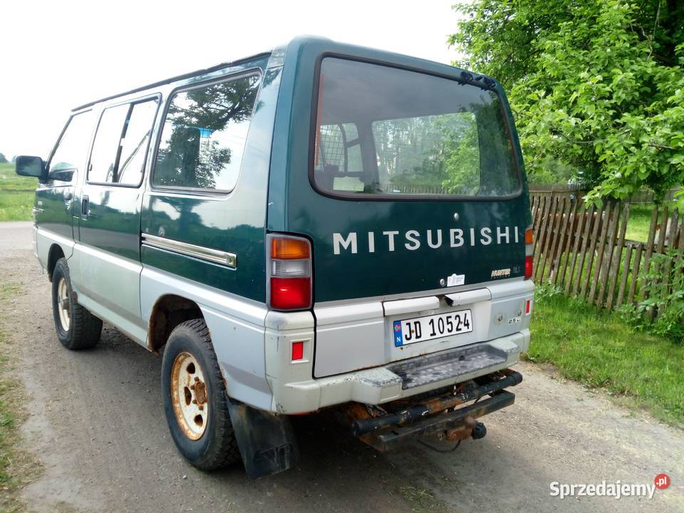 Mitsubishi nieuszkodzony