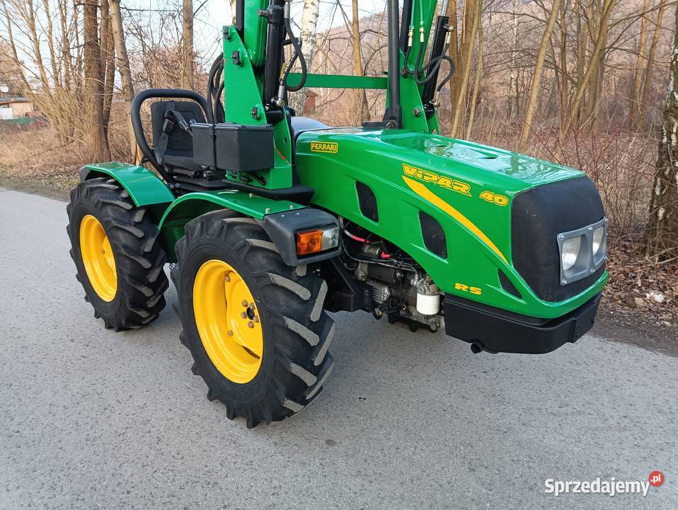 Ciągnik FERRARI Vipar 40 RS z Ładowaczem małopolskie Sucha Beskidzka