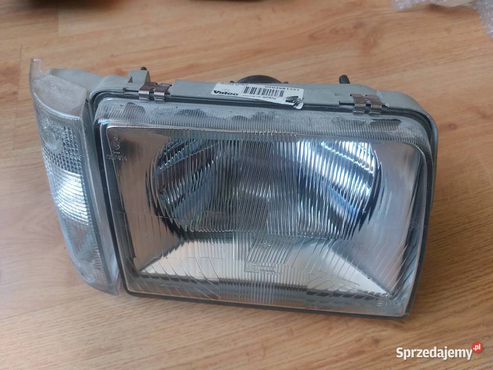 Lampa przednia reflektor prawy Seat Marbella osobowe Gliwice sprzedam