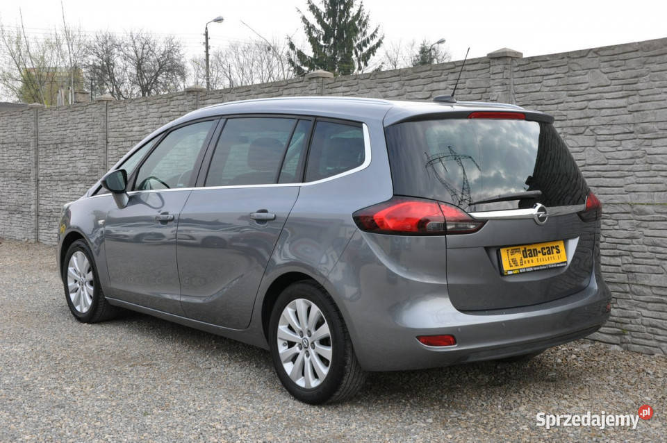 Opel Zafira 14 140 7 foteli LED Navi Kamera isofix Dąbrowa Górnicza