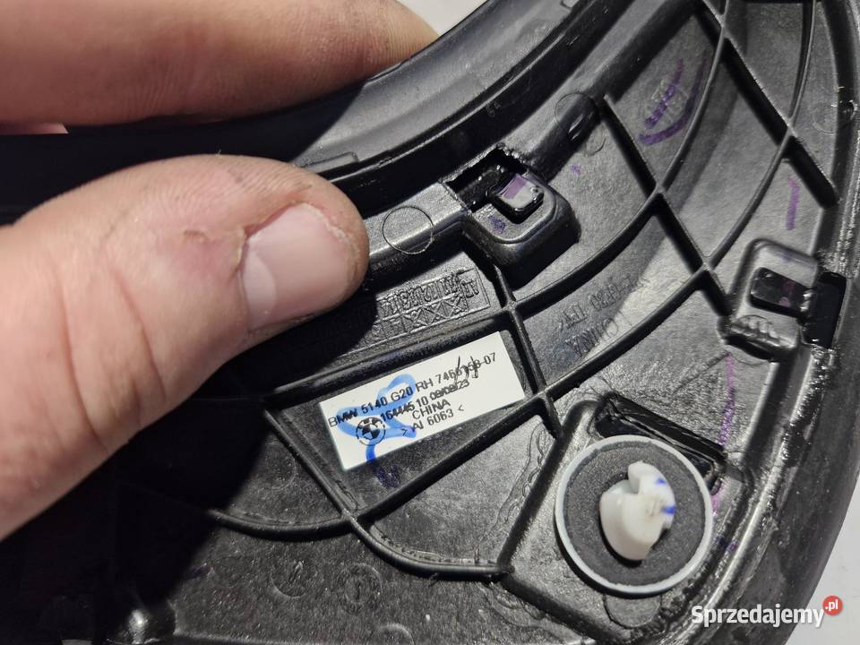 BMW G20 LISTWA OSŁONA PRAWY TYŁ SŁUPKA C Listwy