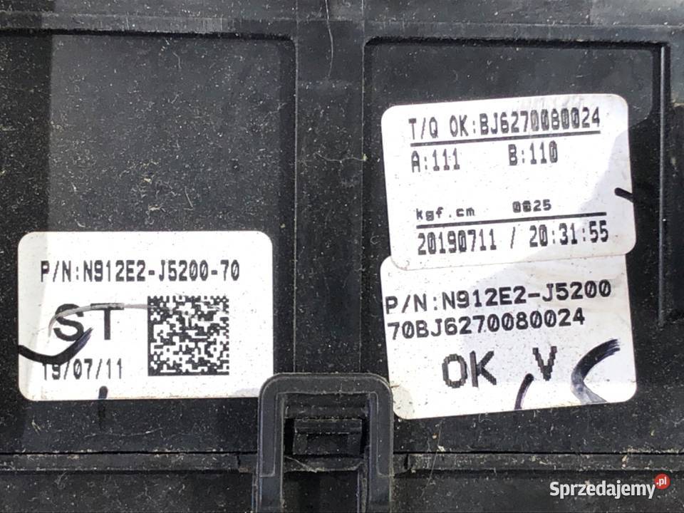 SKRZYNKA BEZPIECZNIKÓW KIA STINGER 912E2J5200 podkarpackie