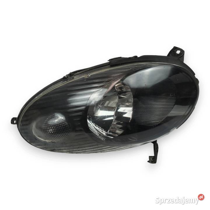 LAMPA PRAWA Nissan Micra K12 0310r PRZEDNI PRAWY Chełm