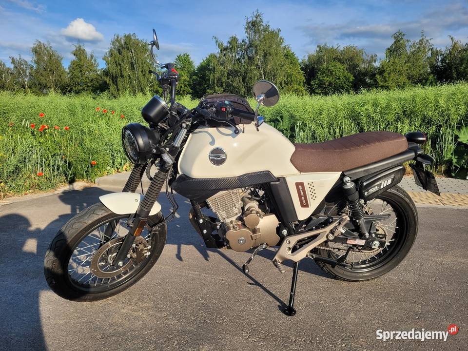 ZIPP CAFE RACER 125 łańcuch Piaski