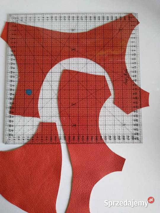 Skóra 125 g Licowa Włoska średnie i małe kawałki Gdańsk sprzedam