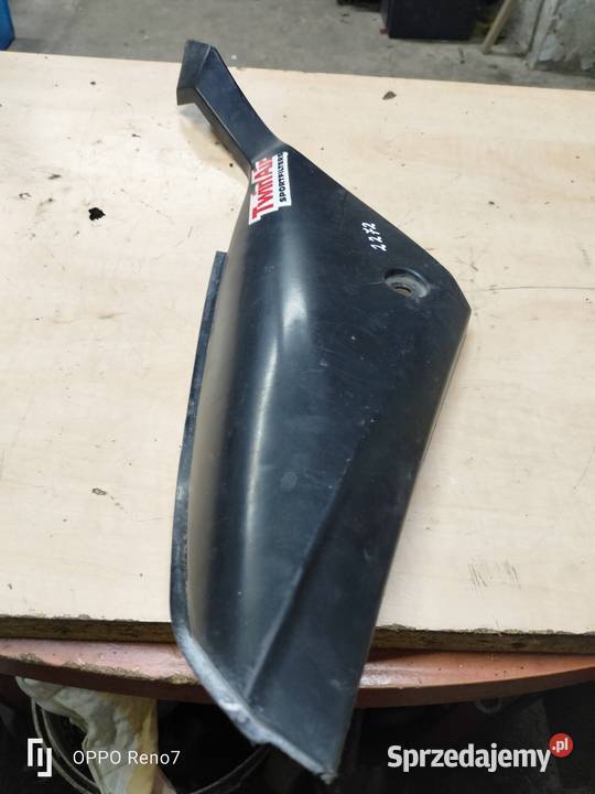 Yamaha TZR 50 prawy boczek pod siedzeniem