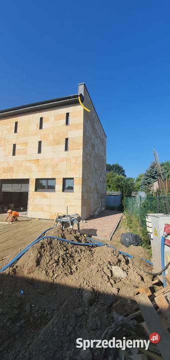 Płyty z kamienia naturalnego na elewację fasadę Radomsko