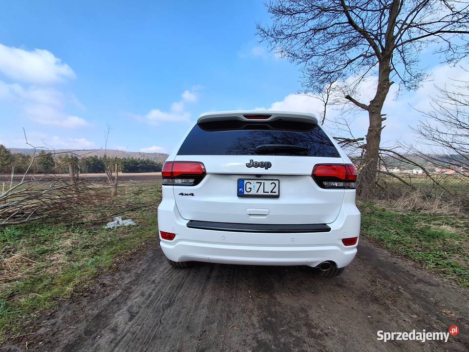 JEEP GRAND CHEROKEE WK2 36 V6 4x4 2017r styl pomorskie