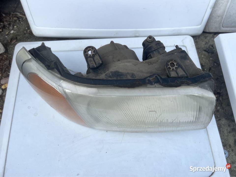 Lampa prawa przód Land Rover Freelander I Ostrzeszów