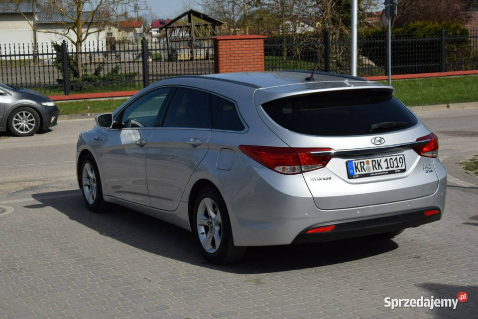 Hyundai i40 16B Navi Kamera Led Sprowadzony serwisowany w ASO Majdan Sieniawski sprzedam