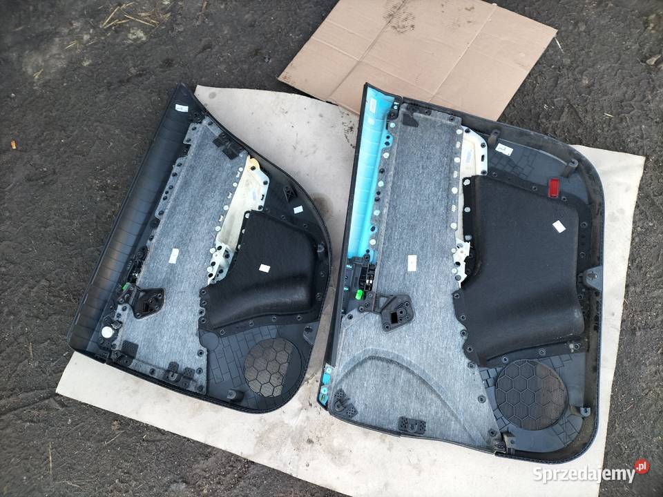 SKODA OCTAVIA III 3 KOMBI BOCZEK DRZWI LEWY TYŁ osobowe lubelskie