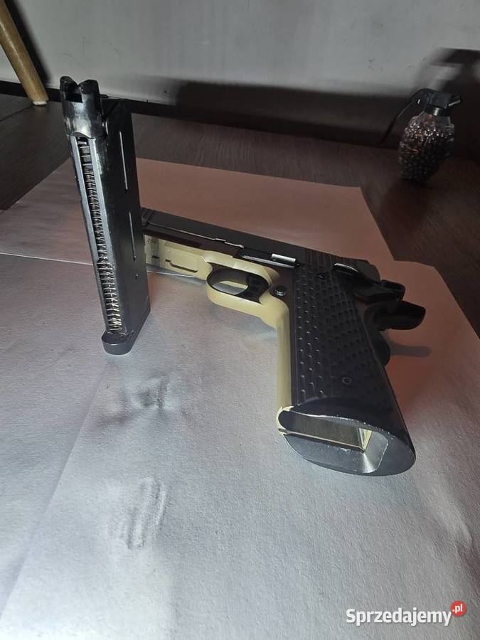 Pistolet 6mm Cybergun Colt 1911 A1 CO2