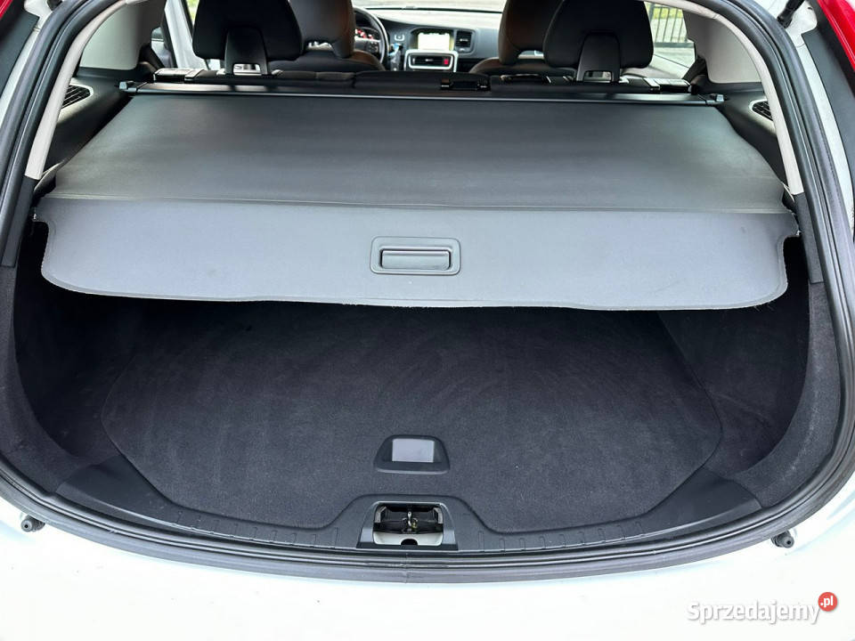 Volvo V60 20d120LIFTBOGATA NaviAlu17Super I Rok produkcji 2016 świętokrzyskie