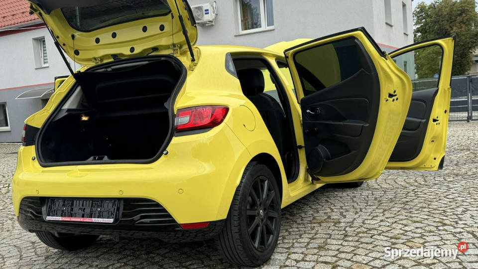 Renault Clio 12 Benzyna 75 z Niemiec Książka ASR (kontrola trakcji)
