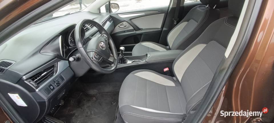 Toyota Avensis 16 112 D4D BOGATA WERSJA wspomaganie kierownicy Avensis Samochody osobowe