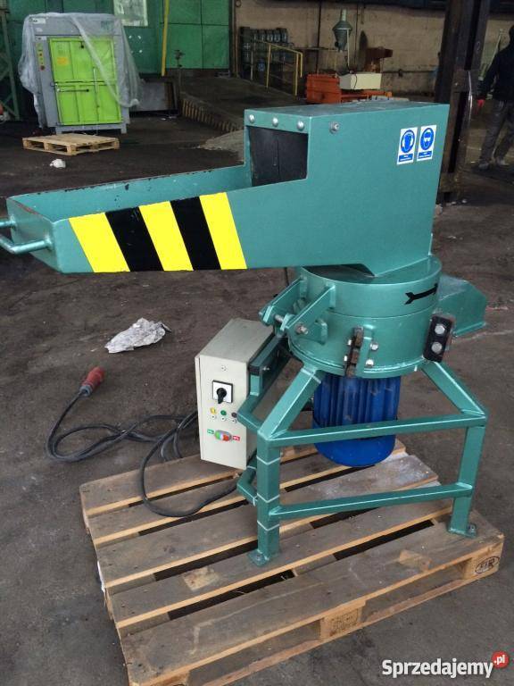 Młynek Młyn do tworzyw kabli WTÓREX stan idealny Biznes i Przemysł Drzewica