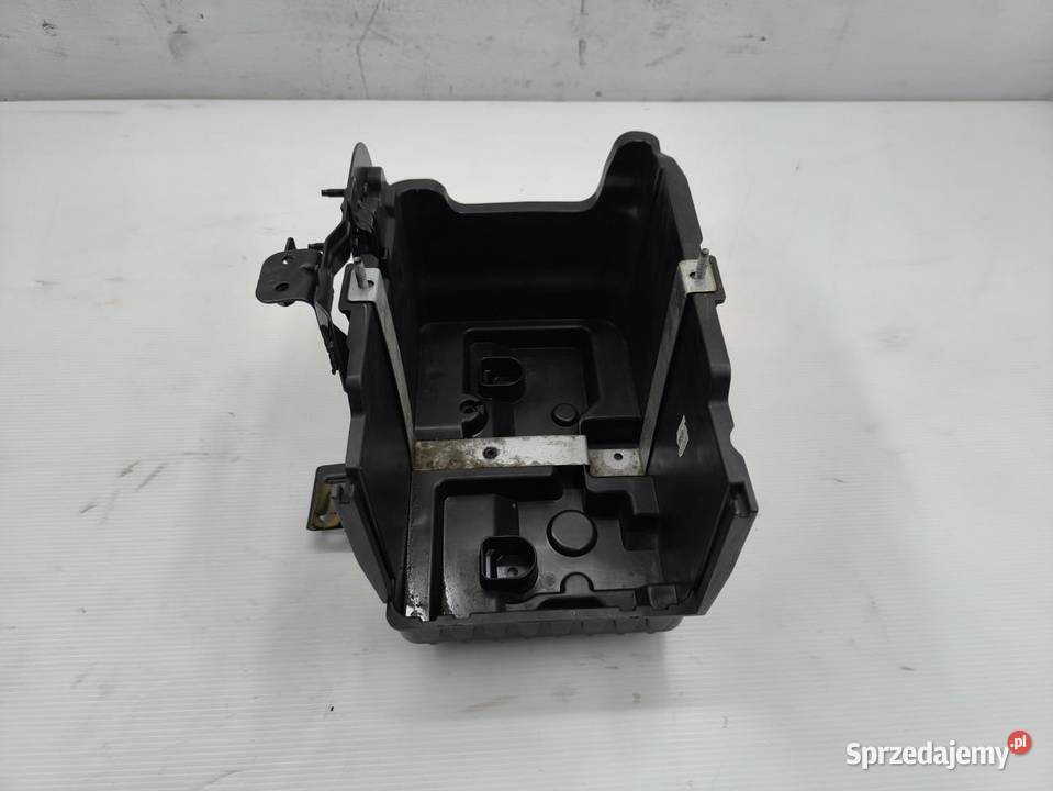 PODSTAWA OBUDOWA AKUMULATORA FORD FIESTA MK7