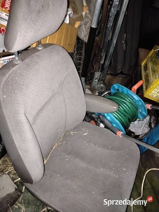 Vivaro pontiac trafic Fotel