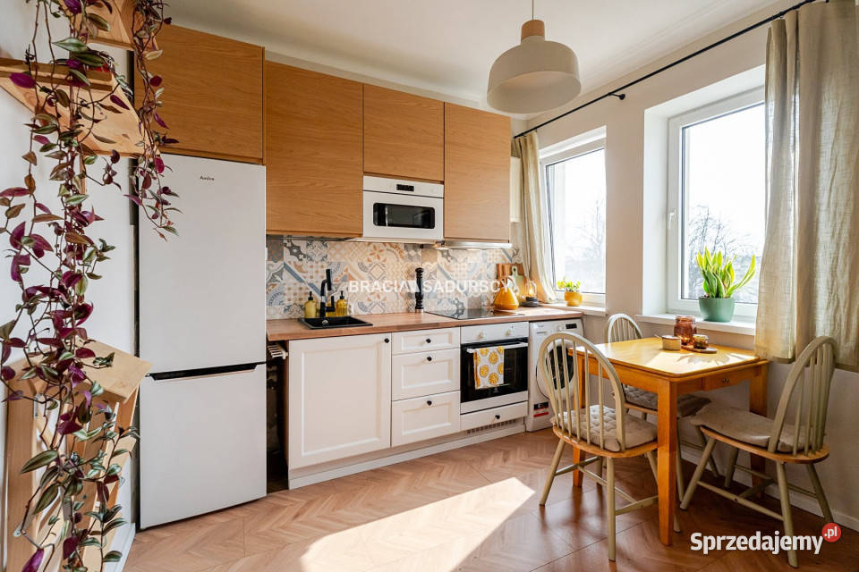 Mieszkanie 30m2 2pokojowe Kraków Rok budowy 1952