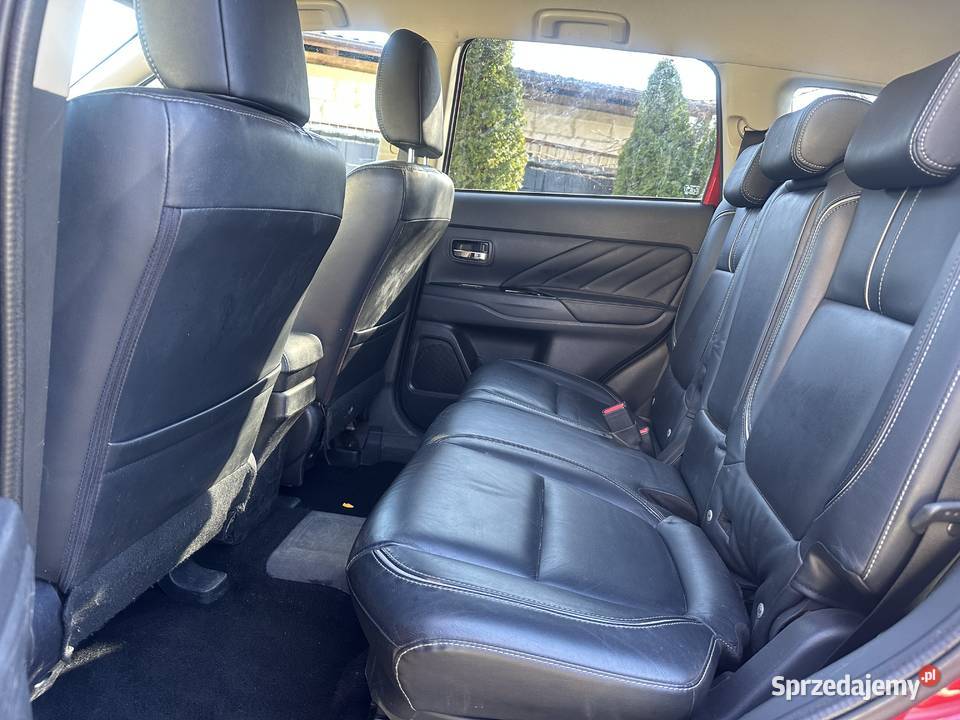 Mitsubishi Outlander PHEV zasięg 32 bogata Gdańsk