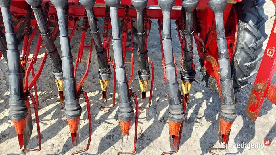 Siewnik zbożowy Isaria typ 6000s lubelskie Zamch sprzedam