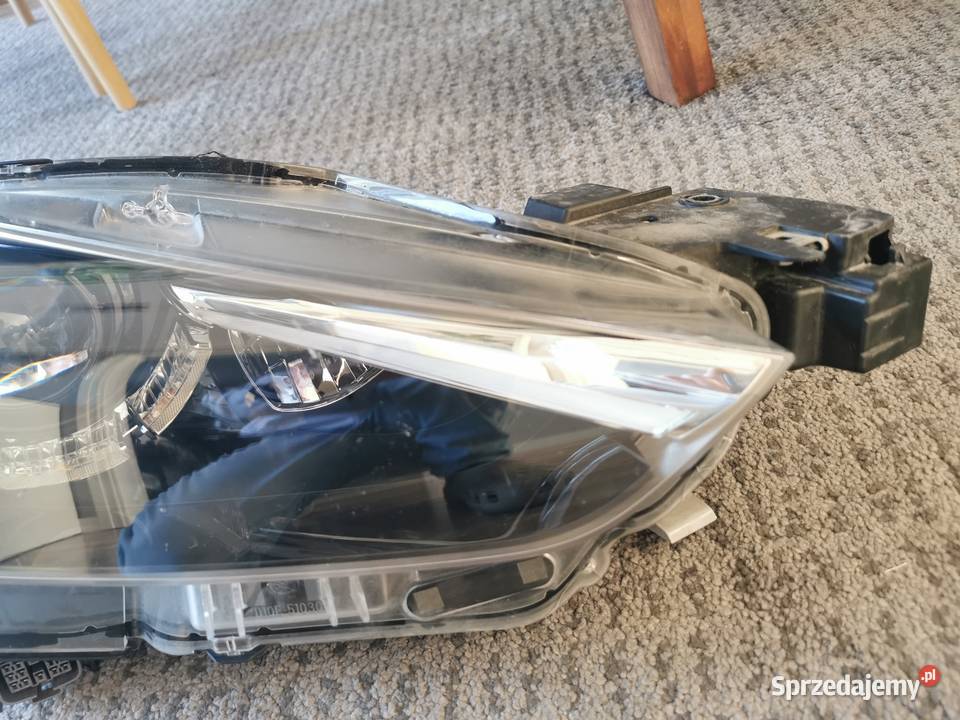 ORYGINALNA Lampa przednia Mazda CX3 OE D10E51030 Pielgrzymka