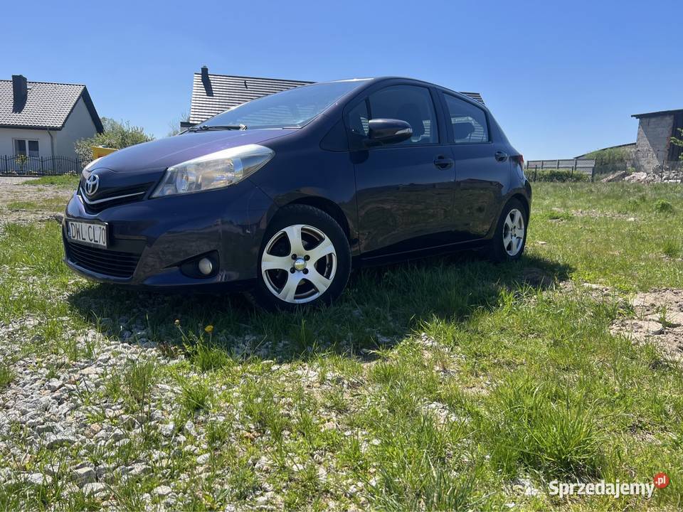 Toyota Yaris 2012 lift Rok produkcji 2012 Poznań sprzedam