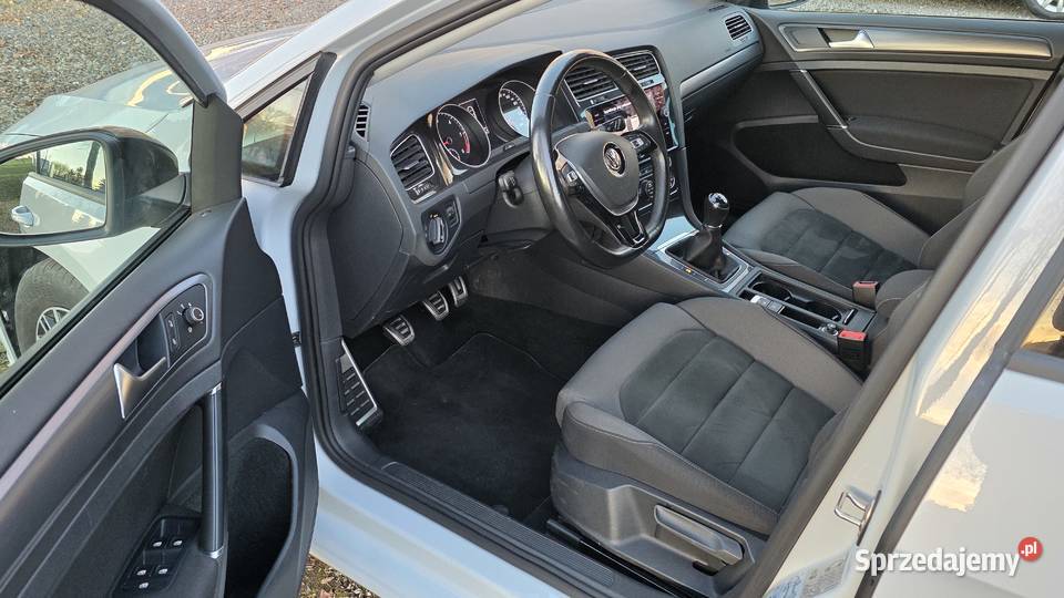 16 TDI 116 Navi 2xPDC Ks Serwisowa Zadbany czujnik zmierzchu Jastrzębie-Zdrój