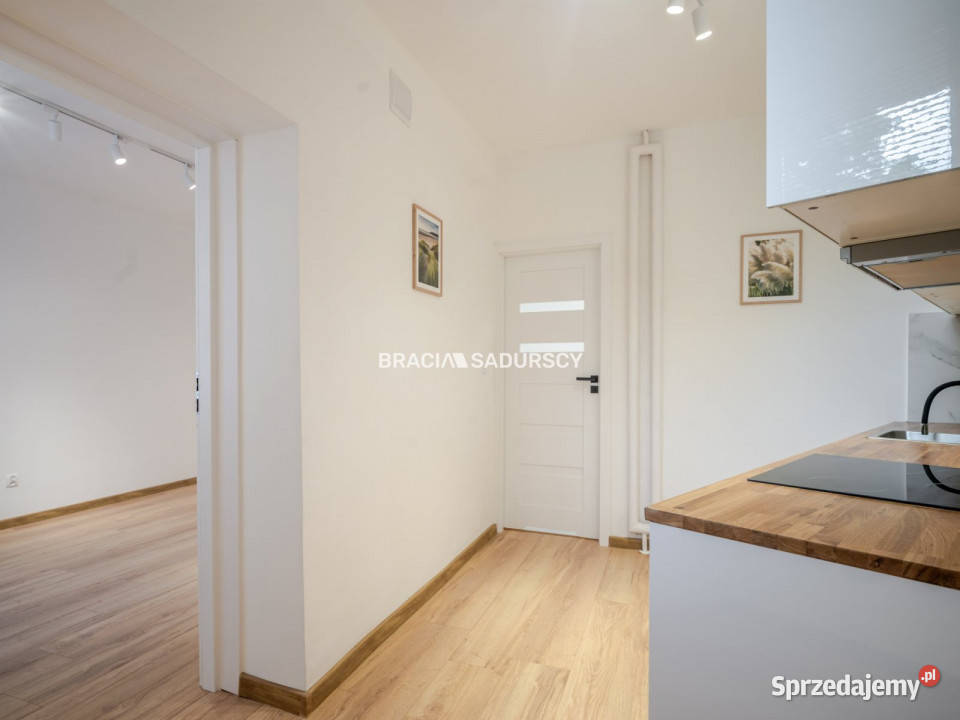 Mieszkanie sprzedam 30m2 1 pokój Kraków małopolskie