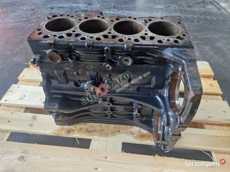 Blok silnika Holland T5060 TL90A T4050 Byków