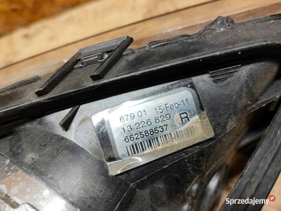 Halogen Prawy Opel Insignia A 13226829 osobowe Pleszew