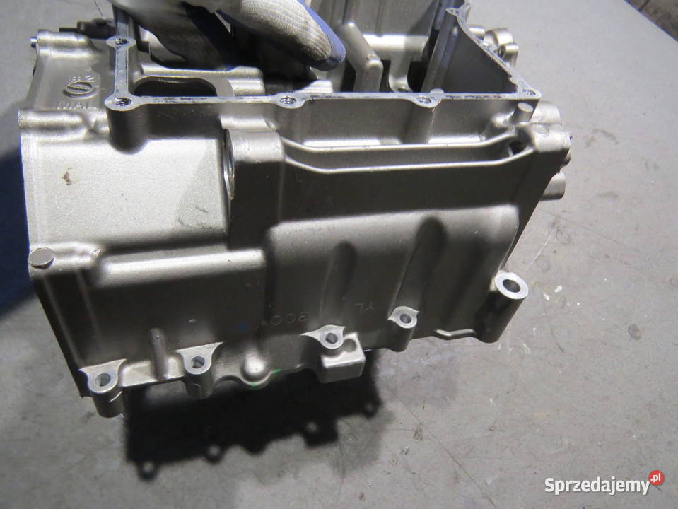 HONDA HORNET 600 PC36 2006 06 blok silnika