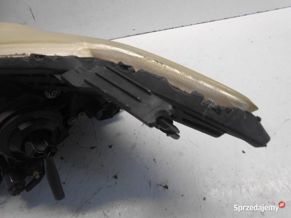 LAMPA PRAWA PRZEDNIA PRZÓD MAZDA5 MAZDA 5 wielkopolskie