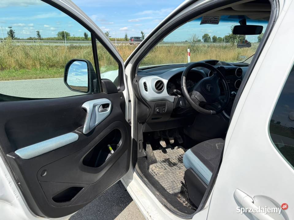 Citroen berlingo 16Hdi 2014r 115 Rogowo sprzedam