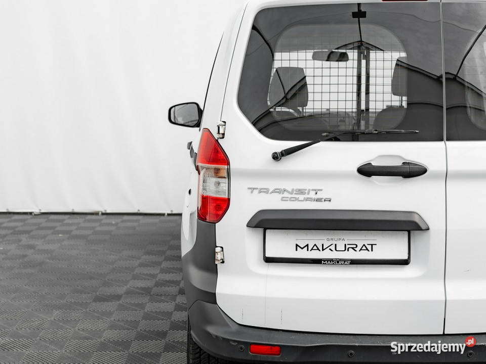 Ford Transit Courier GD685TN10 EcoBoost Trend Pępowo