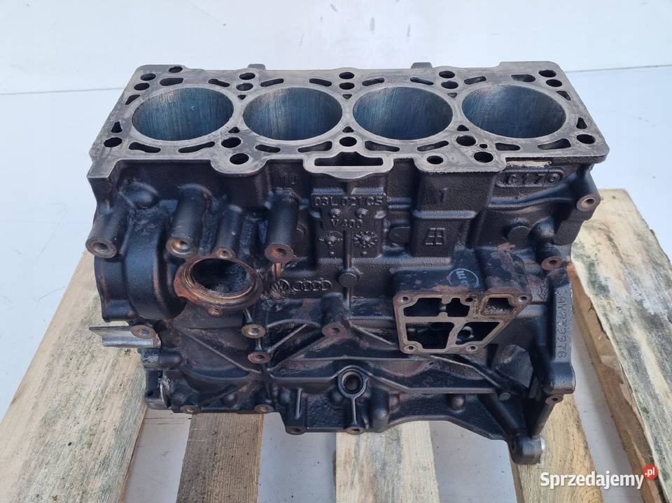 BLOK SILNIKA 16 TDI CAY VW Golf VI Passat B7 Rudka