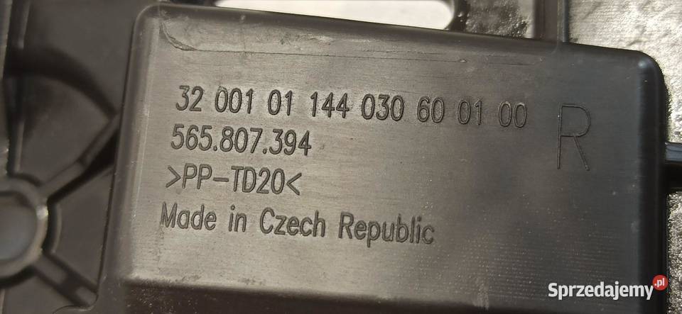 SKODA KODIAQ ŚLIZG ZDERZAKA PRAWY TYŁ 565807394