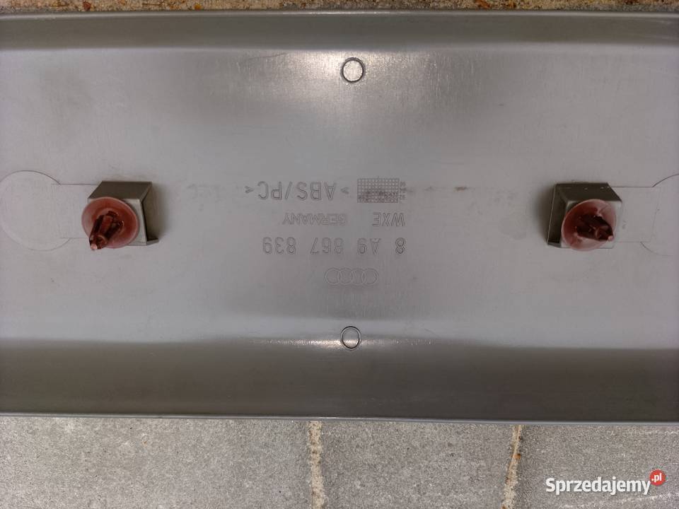 Osłona podsufitki Audi 80 Avant 8A9867829 Trachy sprzedam